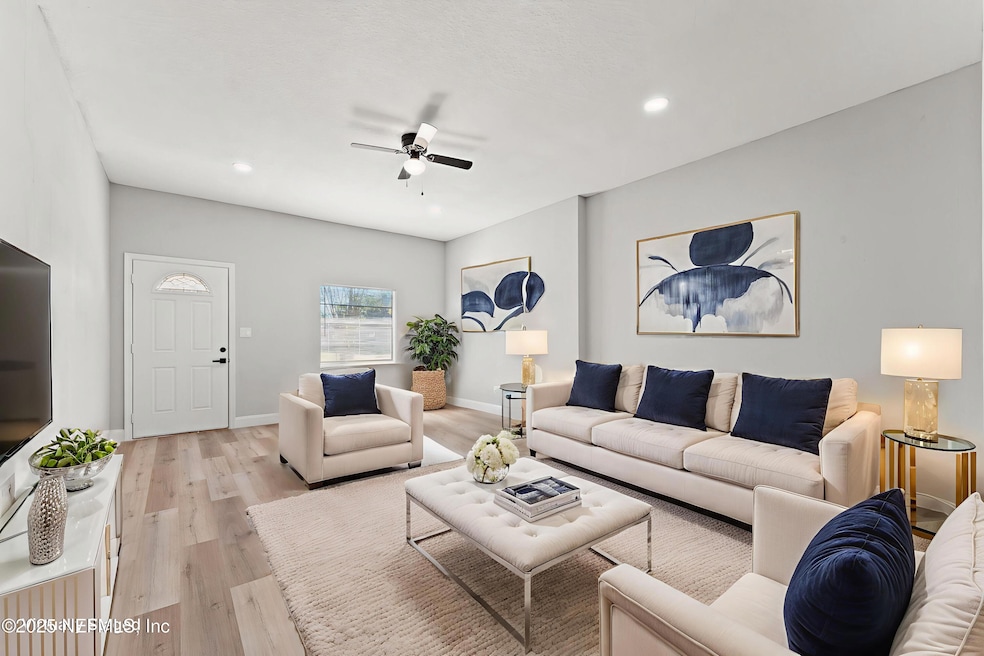 6144 Fordham Cir W, Jacksonville, FL 32217 - photo 1