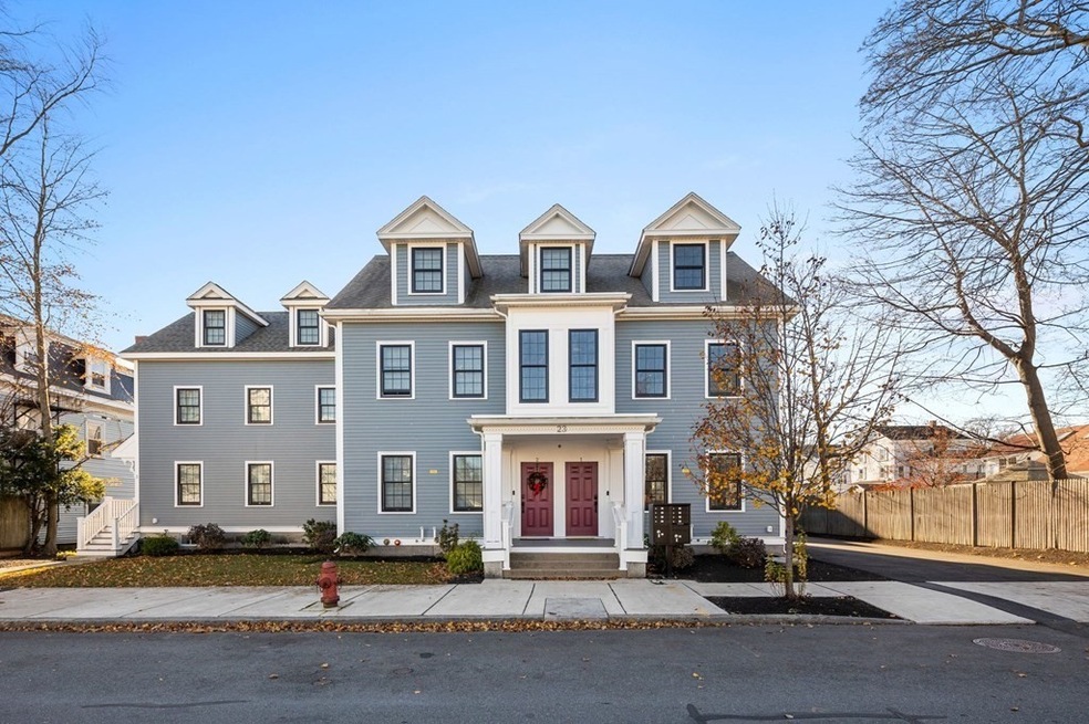 23 Washington St unit 1, Beverly, MA 01915 - photo 1