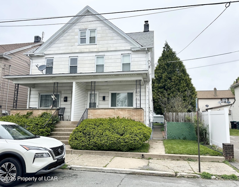 517 WEST GREEN WEST HAZ.  FRONT EXT.