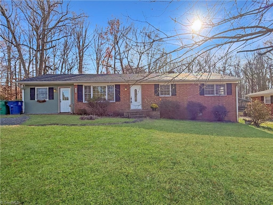 144 Norwood Dr, Reidsville, NC 27320 - photo 1