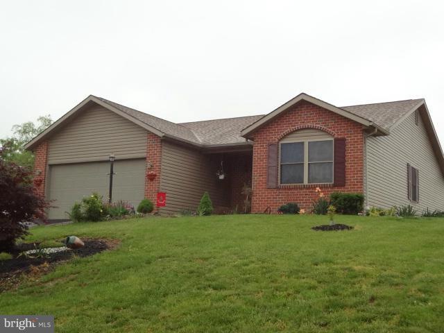 1292 Mallard Dr W, Chambersburg, PA 17202 - photo 1