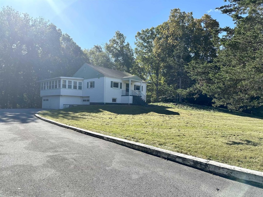 28 Mac Farlane Rd unit 1, Wappingers Falls, NY 12590 - photo 1