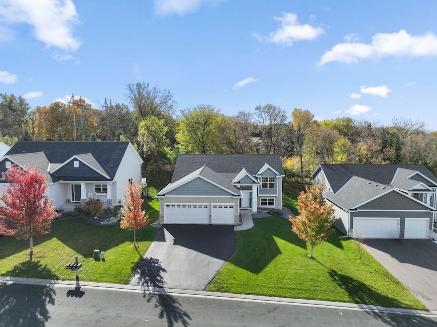 1284 Meadow Ln S, Shakopee, MN 55379 - photo 1