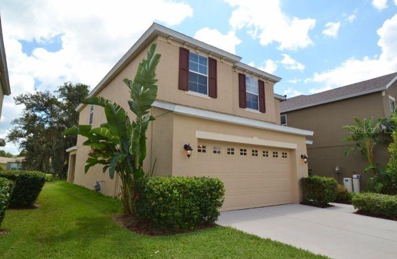 16014 Persimmon Grove Dr, Lithia, FL 33547 - photo 1