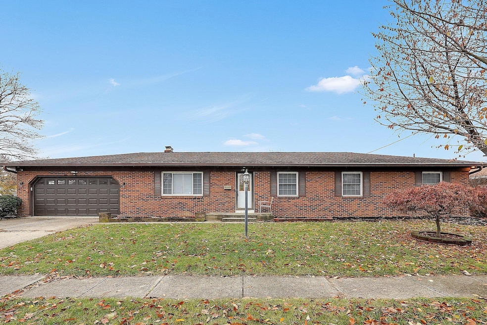 4959 Woodbriar Place, Columbus, OH 43229 - photo 1