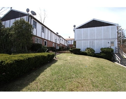 129 Neponset Ave unit 5, Dorchester, MA 02122 - photo 1