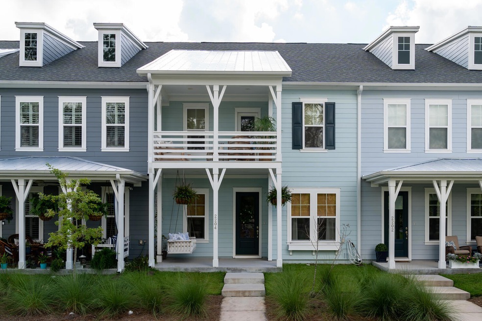 2204 Brockton Lane Mount-large-001-037-B