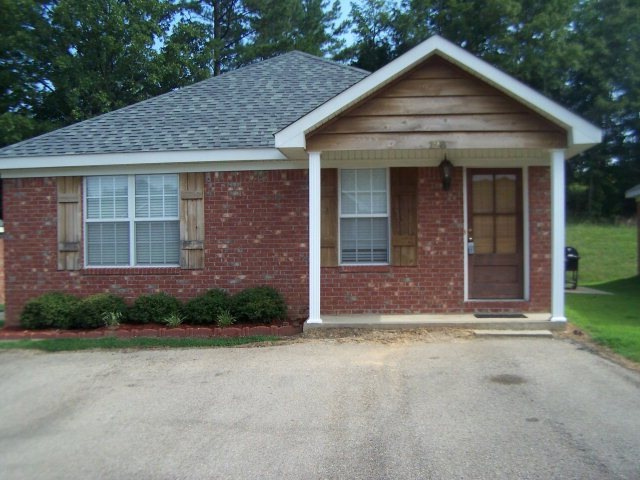 128 Taylor Cottage Cove, Oxford, MS 38655 - photo 1