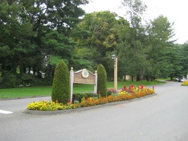 37 Deer Run unit 37, Bethel, CT 06801 - photo 1