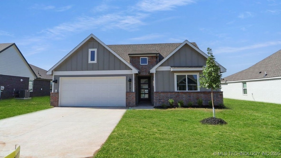 15910 E 75th St N, Owasso, OK 74055 - photo 1