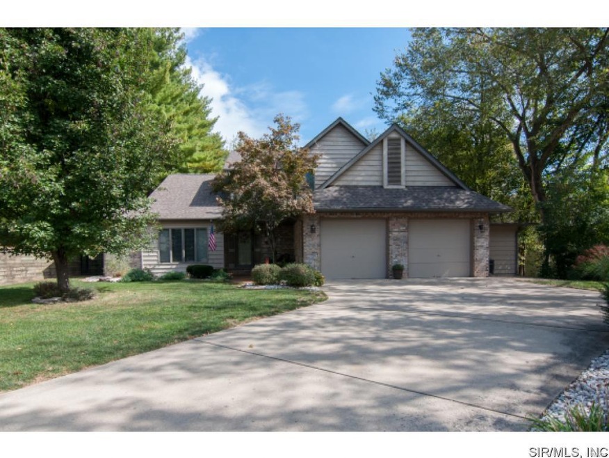 7 Oak Leaf Cir, Collinsville, IL 62234 - photo 1