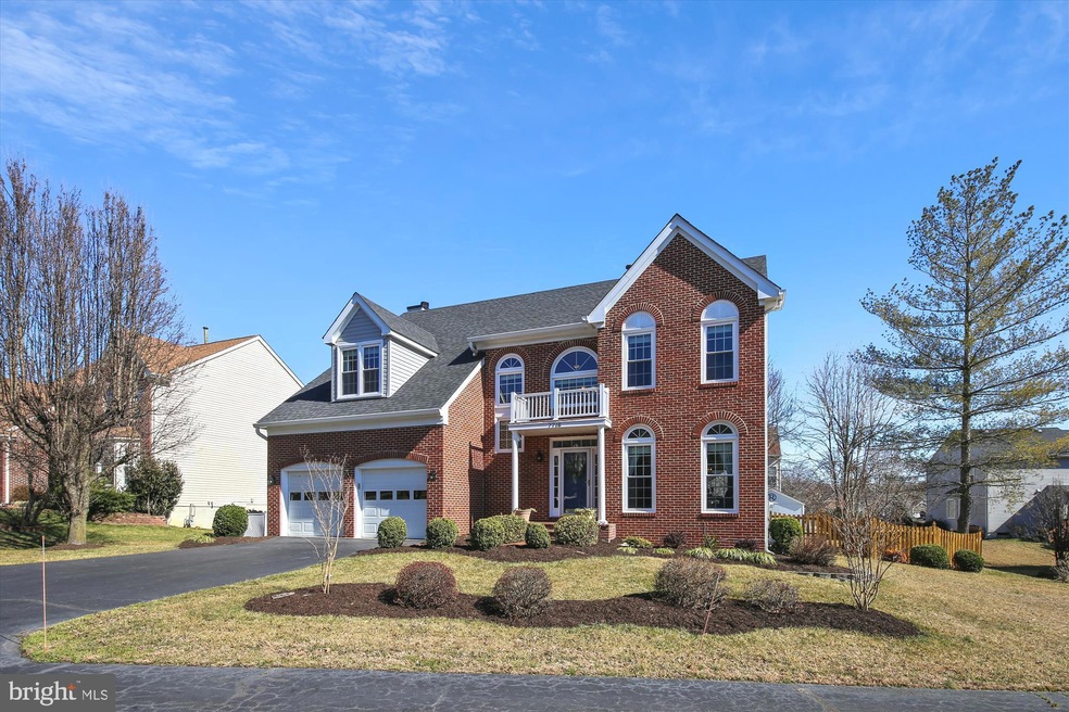 7716 Royal Azalea Ct, Springfield, VA 22153 - photo 1