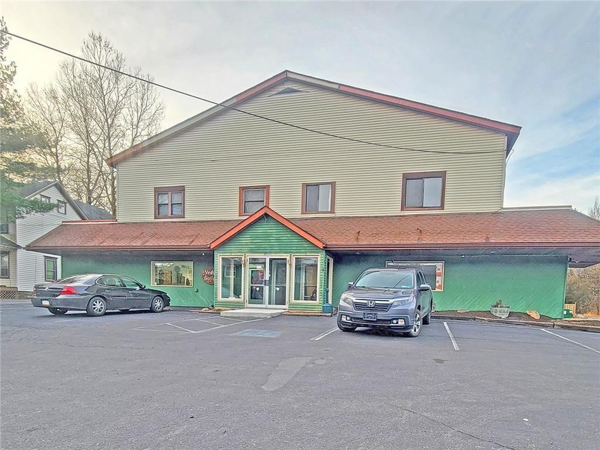 6631 Pennsylvania 191, Cresco, PA 18326 - photo 1