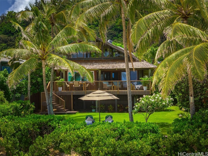 From the sandy shores of Ke lki Beachfront living