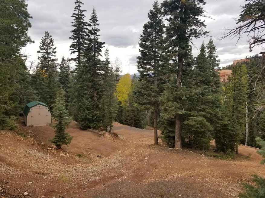 1555 Strawberry Point Rd, Duck Creek Village, UT 84762 - photo 1