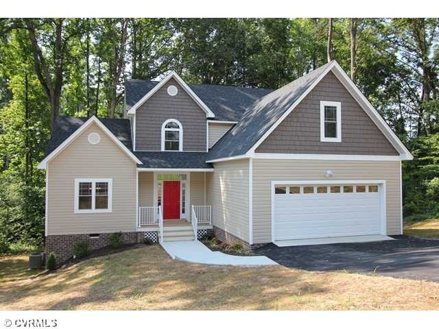 Exterior Front - Photos are of the floor plan buil