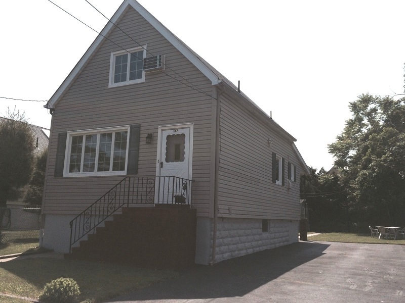 147 E Clifton Ave, Clifton, NJ 07011 - photo 1