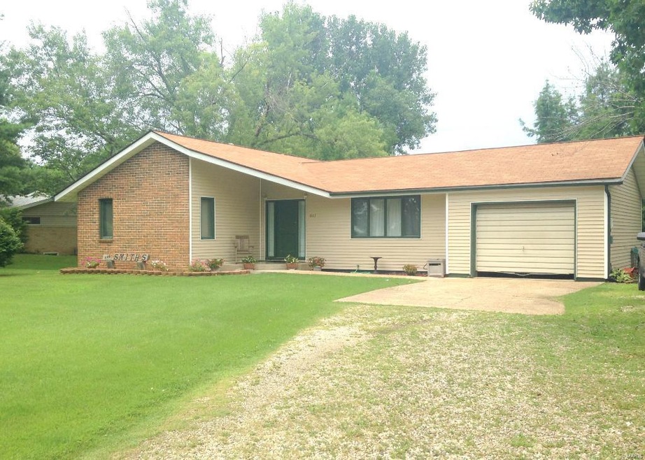 1865 Longview Ln, Rolla, MO 65401 - photo 1