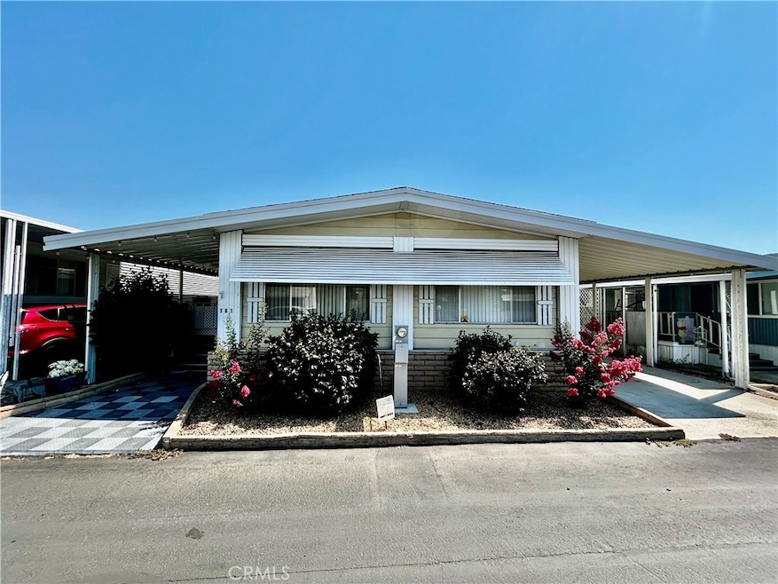 725 W Thornton Ave unit 161, Hemet, CA 92543 - photo 1