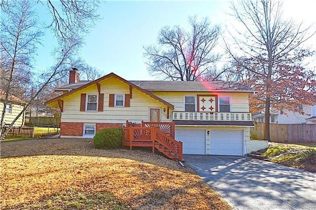 Charming 3 Bedroom Home in Shawnee!