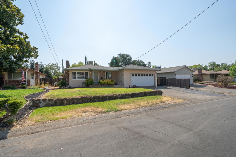 2845 Regal Ave, Redding, CA 96002 - photo 1