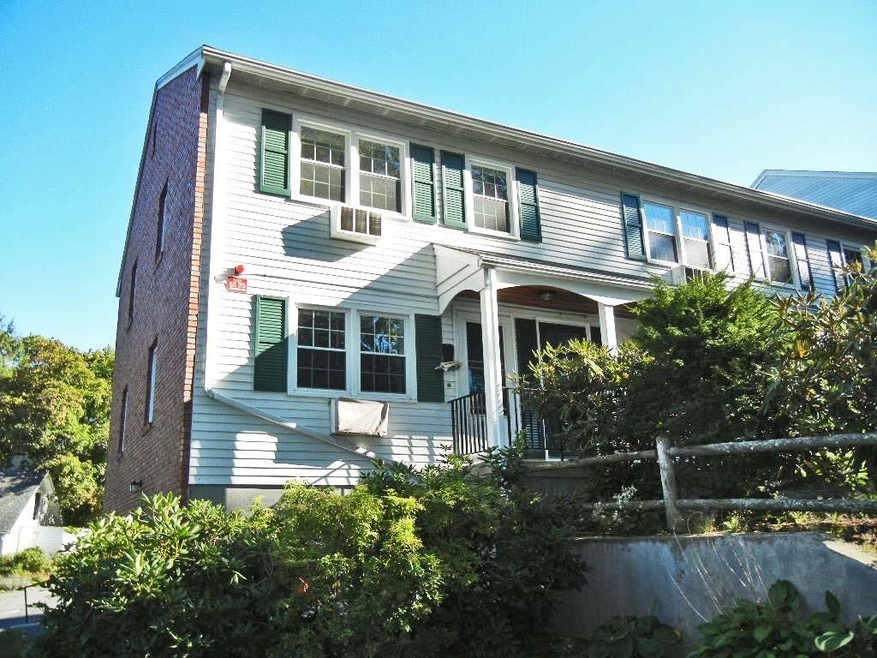 159 Round Hill Rd unit 159, Northampton, MA 01060 - photo 1