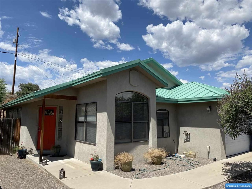 818 W Hester St, Silver City, NM 88061 - photo 1