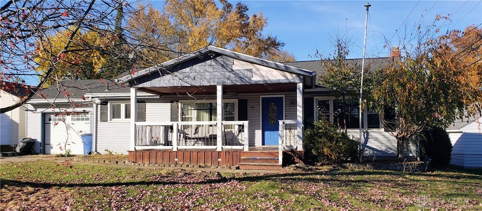 104 Mattis Dr, Lewisburg, OH 45338 - photo 1