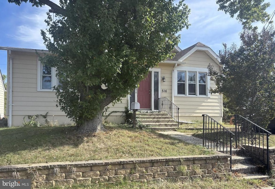 Under Contract $250,000