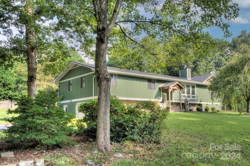 101 Wilkie Way, Fletcher, NC 28732 - photo 1