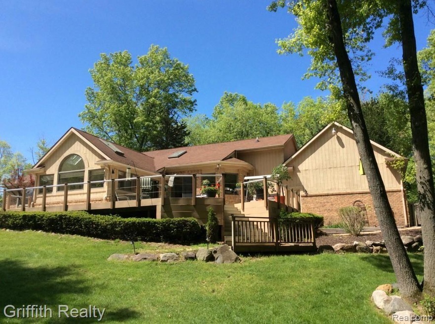 Privacy for outdoor living with 1100 feet of maint