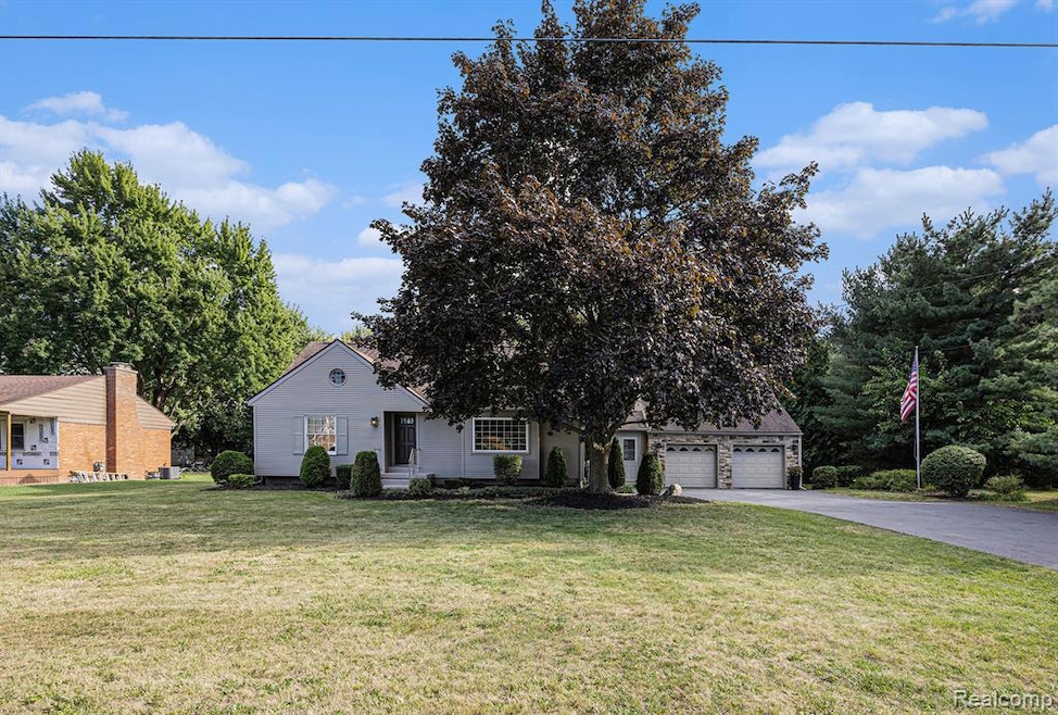 5294 E Atherton Rd, Burton, MI 48519 - photo 1