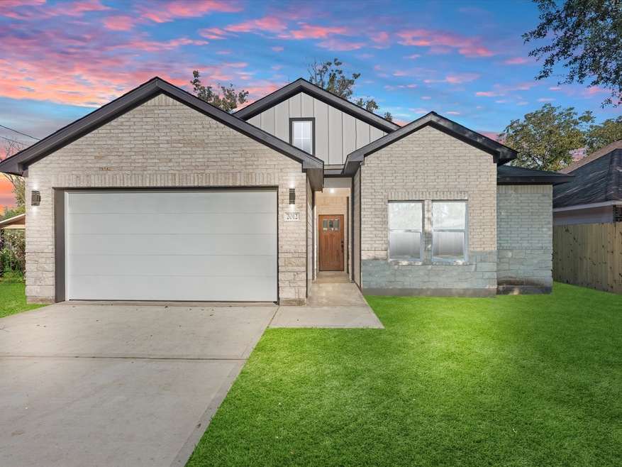 1084 Marjorie St, Houston, TX 77088 - photo 1