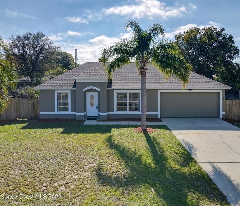 1035 Hibiscus Street-7