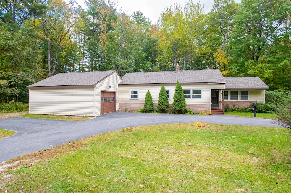 399TobeyRd.NewGloucester-03