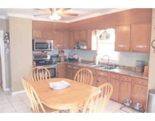 23 Blake St unit 2, Revere, MA 02151 - photo 1