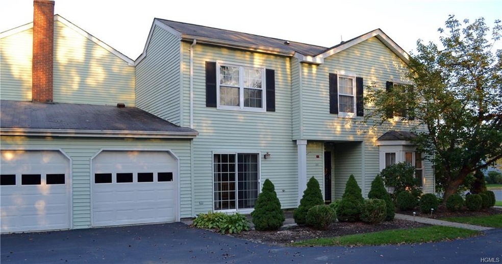 101 Villagegreen Ct, Warwick, NY 10990 - photo 1