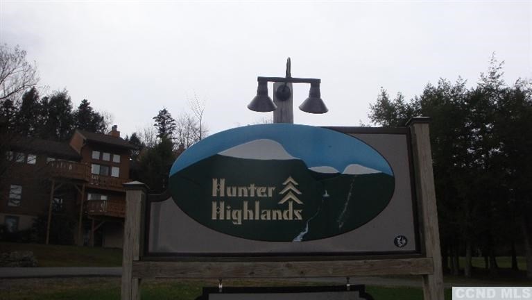 71 Hunter Dr unit M-4, Lanesville, NY 12450 - photo 1