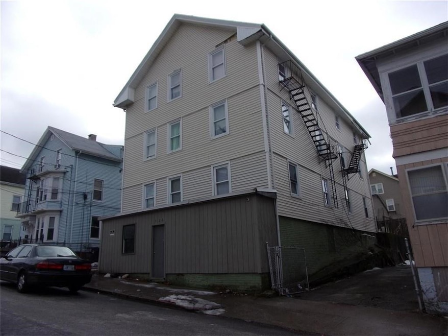 Front/Street Side