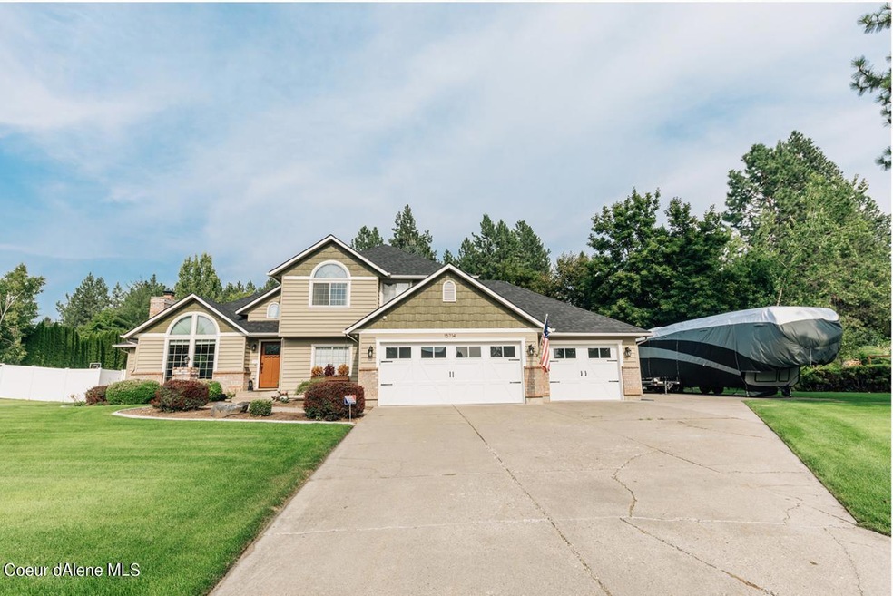 thumbnail_15714 N Fairview