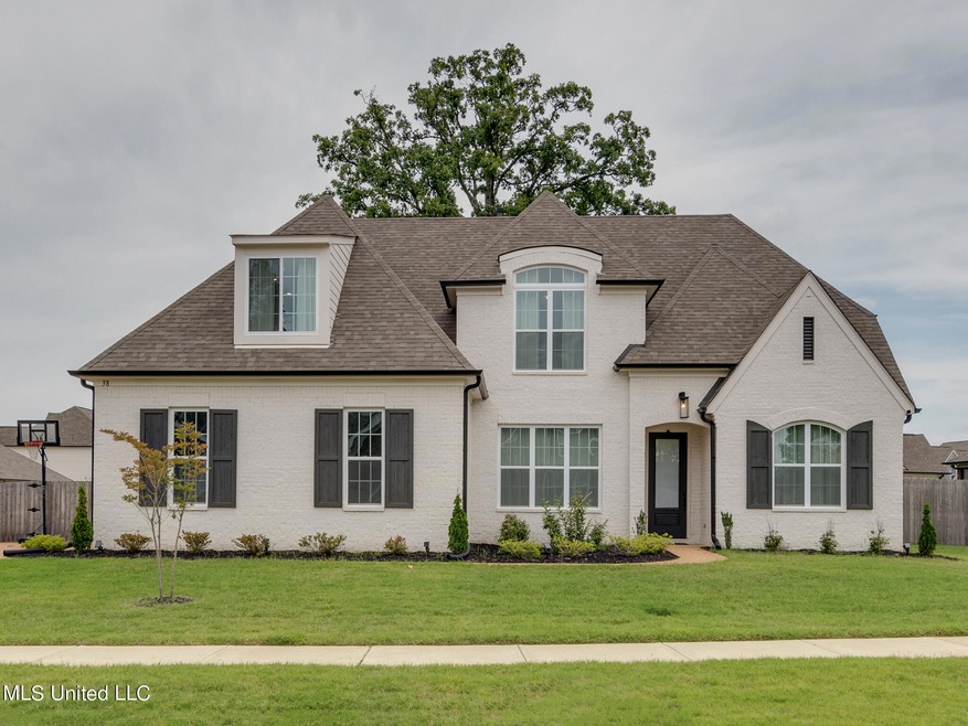 38 Ruskin Loop-2
