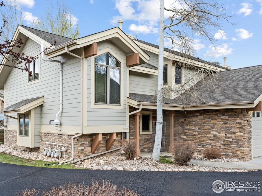 For Sale $579,000 • Co-Listing Agent