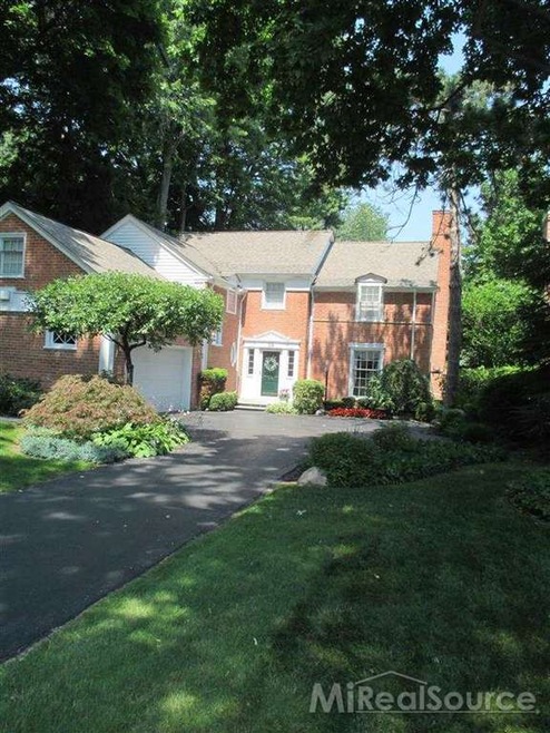 58 Moran Rd, Grosse Pointe Farms, MI 48236 - photo 1