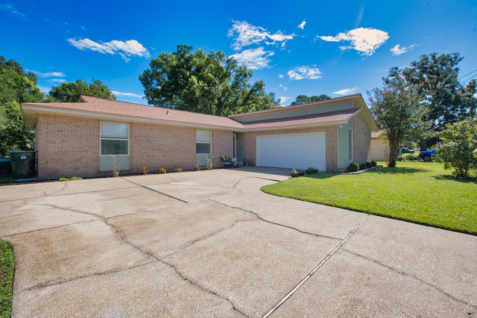 2404 Inda Ave, Pensacola, FL 32526 - photo 1