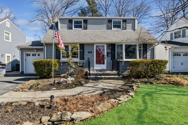 363 Park View Dr, Scotch Plains, NJ 07076 - photo 1