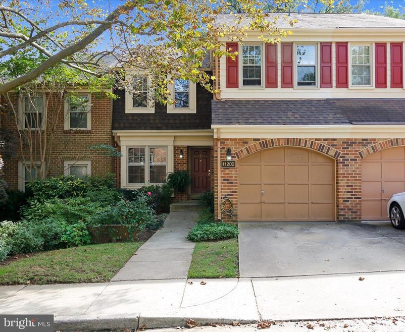 11202 Empire Ln, Rockville, MD 20852 - photo 1