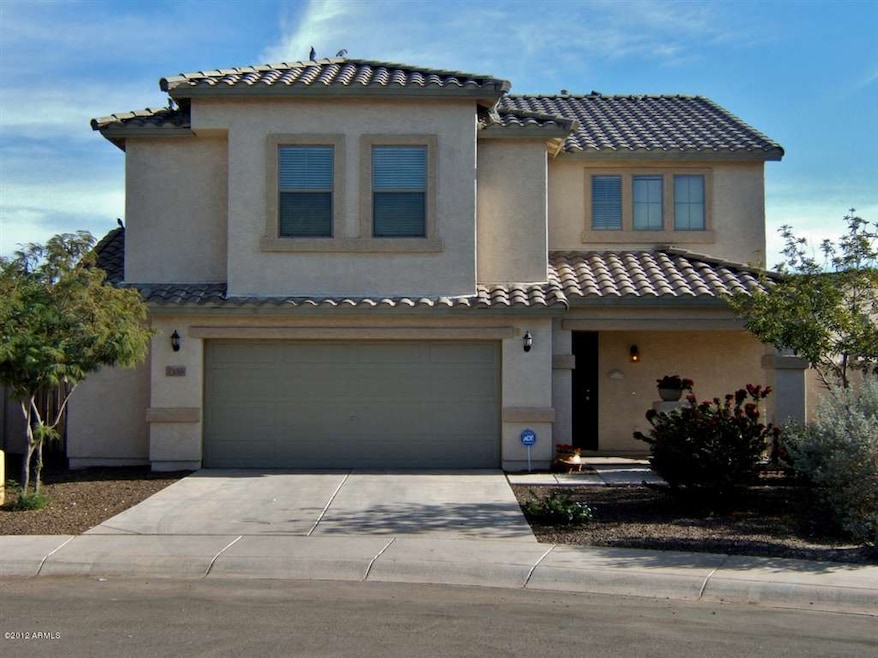 7135 W Raymond