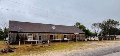 1720 E Columbia St, Okemah, OK 74859 - photo 1