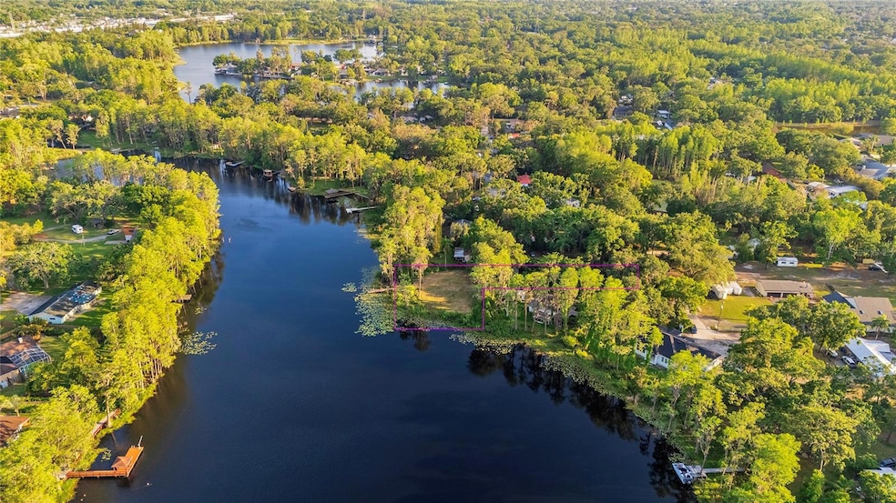 For Sale $320,000 • Co-Listing Agent