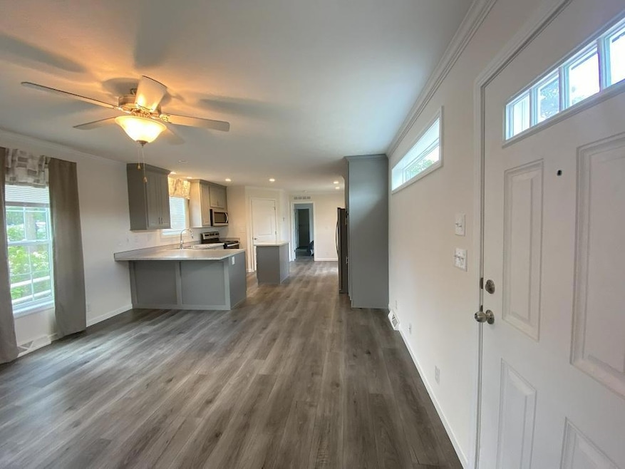 For Rent $1,600/month